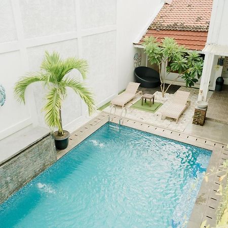 Otu Hostel By Ostic Yogyakarta Exterior foto